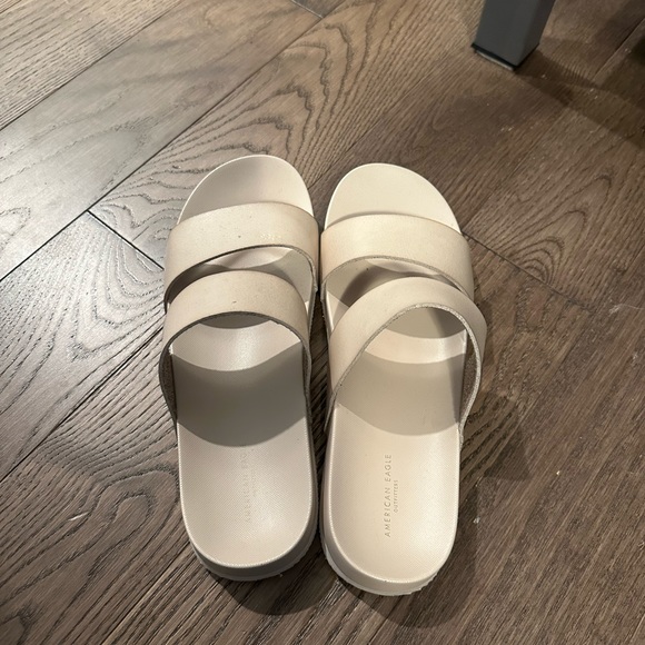 American Eagle Sandals - Picture 2 of 3